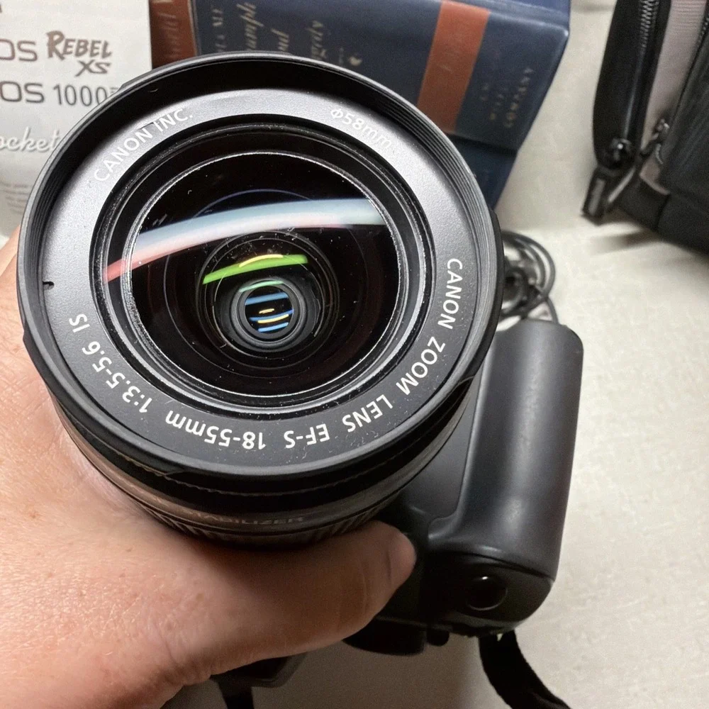 Canon EOS Rebel XS Camera, 18-55mm Travel Case, SD Card, Battery, WORKS TESTED
